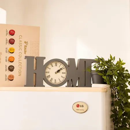 Sweet Apartment Warna